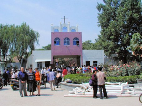 Xinzheng Christian Church Entry Gate