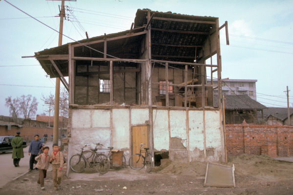 Housing in Chengdu Sichuan - 1984