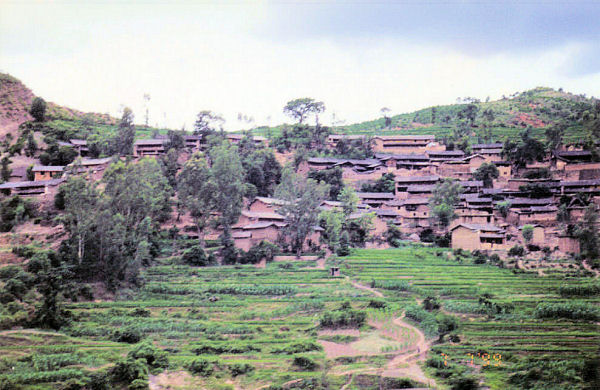 Bai Village on freeway to Dali