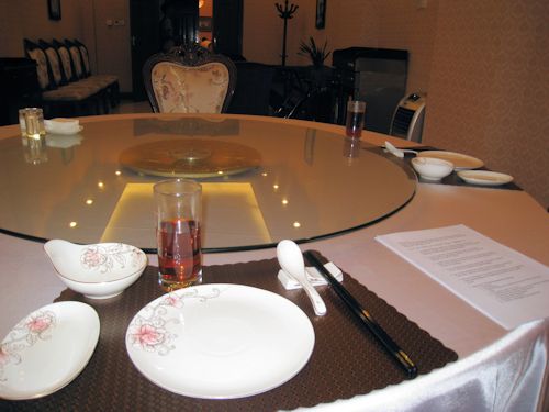 Lunch Table Setting - Scene 1