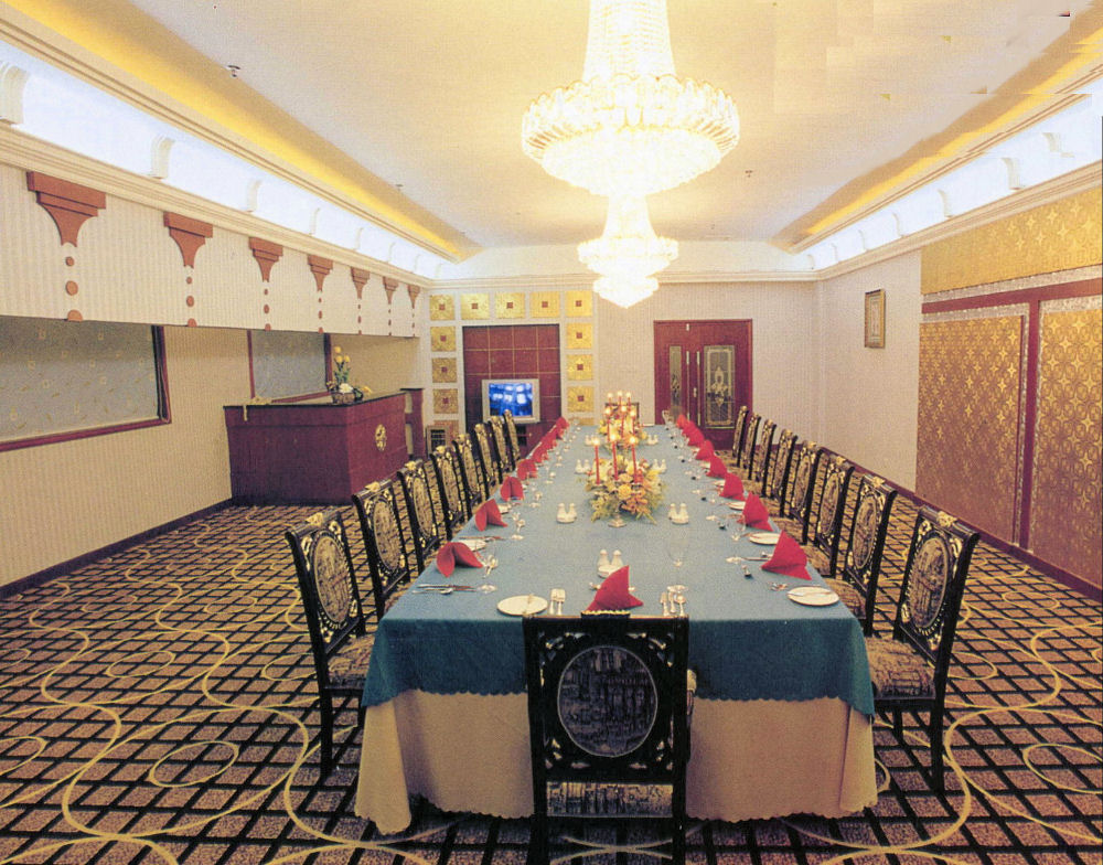 Palace Hotel, Xinzheng, Henan