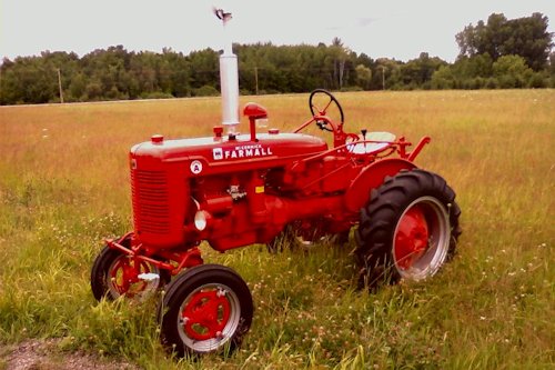 Tractor Red Color 