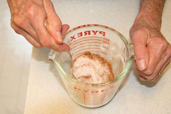 Step 14 - Mix up Sugar and Spices 