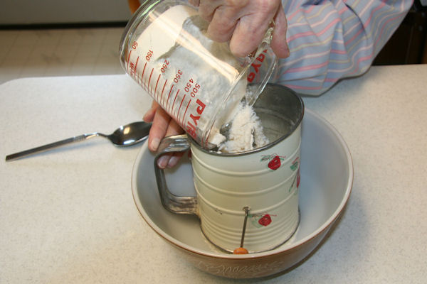 Step 4 - Into Flour Sifter