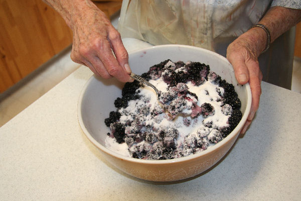 Step 7 -  Mix Sugar Mix into the Berries