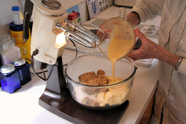 Step 10 - Pour Egg Mixture into the Electric Mixer