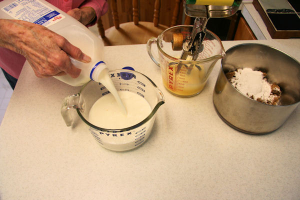 Step 6 - Measure the Milk 