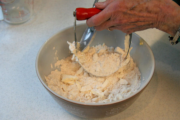 Step 6 - Crumble Flour Mixture 