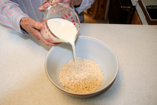 Step 4 - Pour Milk into Bowl