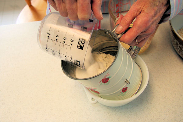 Step 10 - Put Sugar into Sifter