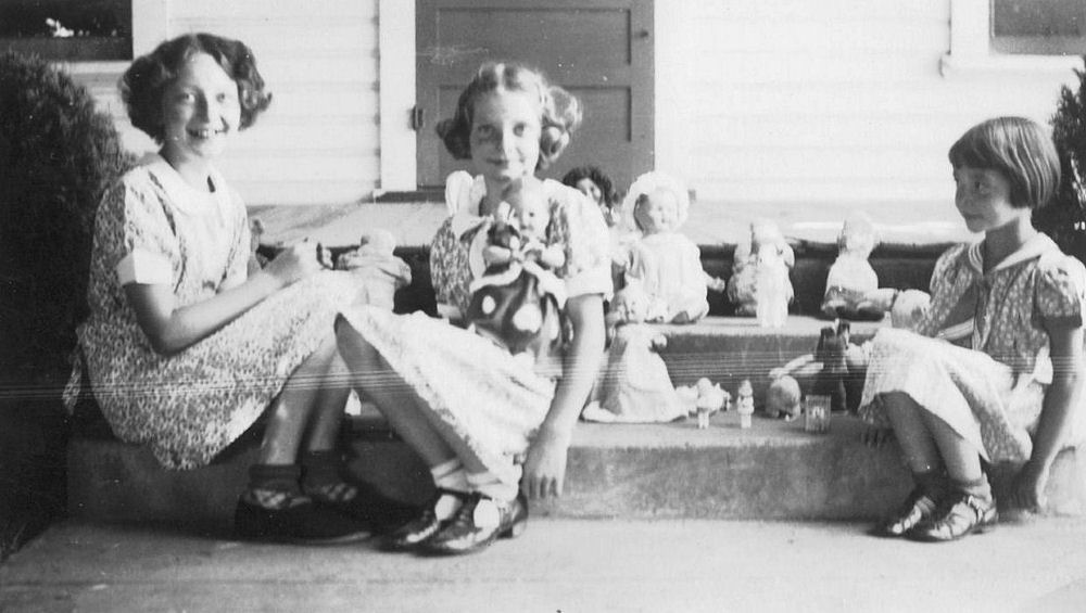 Gwen, Bernice and Barbara Chase