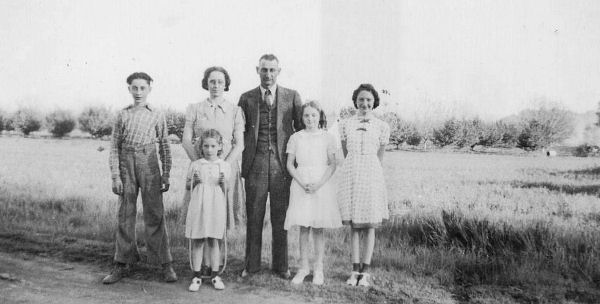 Chester Chase Family 1941