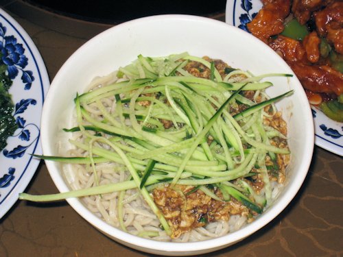 Noodles with Cucumber and Sauce - Scene 14