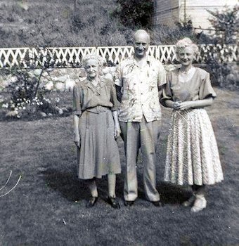 Mark, Gramma and Pauline