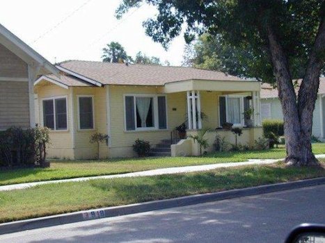House on Castleman in Arington, California