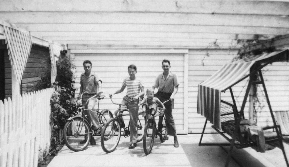 Mark, Paul, JC and Loren (in Basket)