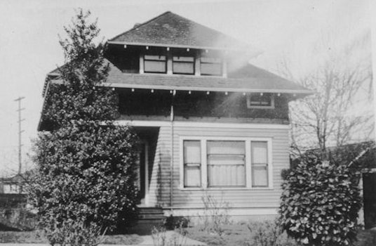 James A. Noll Residence in Seattle, Washington 