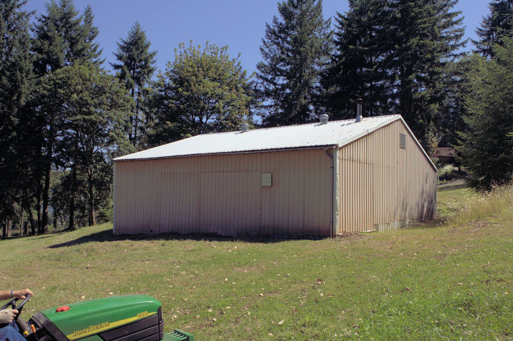 Pasture below Shop