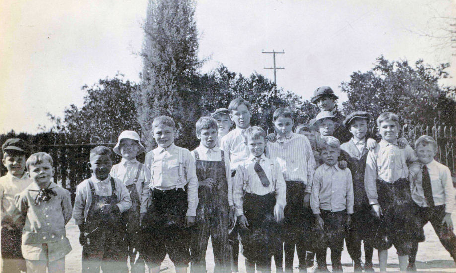 School in 1918 - Boy's Class