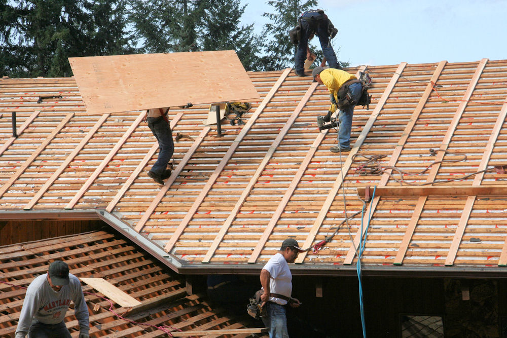 Noll Home Gets a New Roof