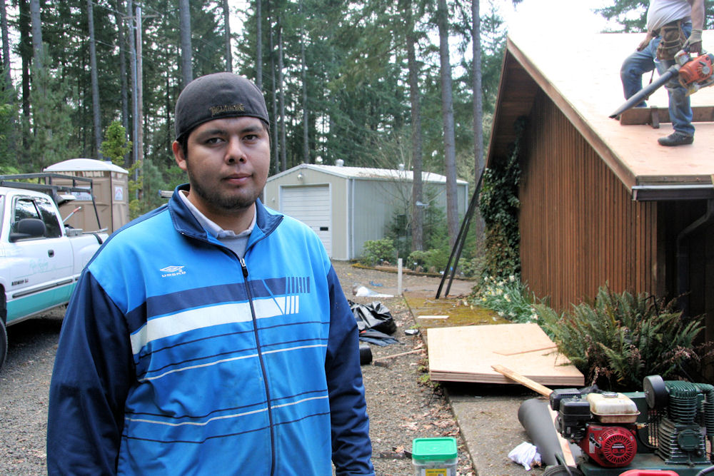 Noll Home Gets a New Roof