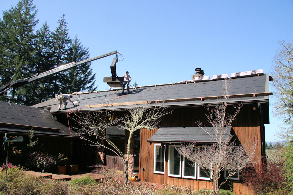 Noll Home Gets a New Roof