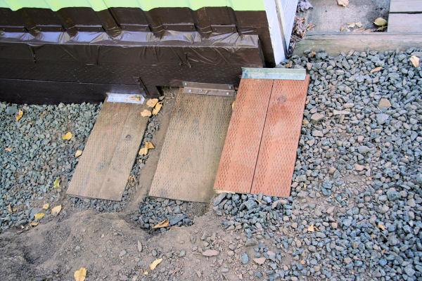 Construct Steps on East Side