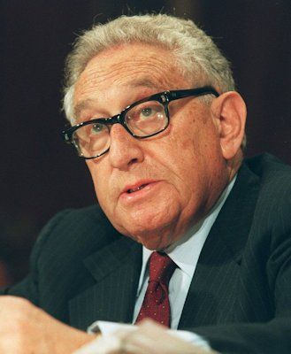 Henry Kissinger /