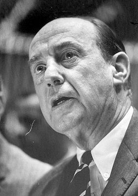  Adlai Stevenson /