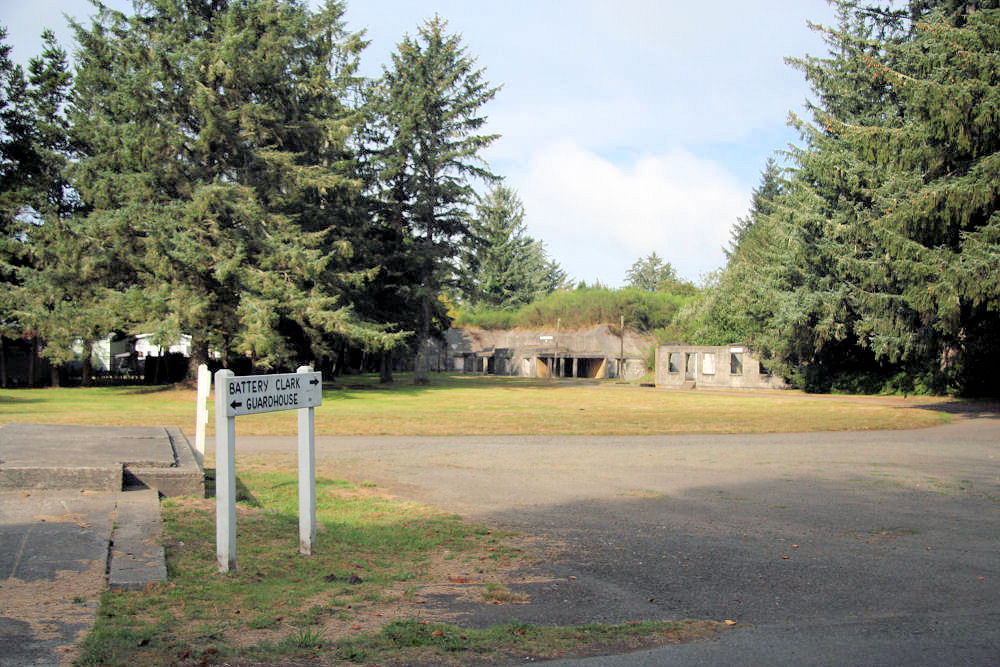  Sign to Guard House