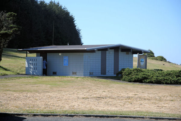 Restrooms at  Boiler Bay