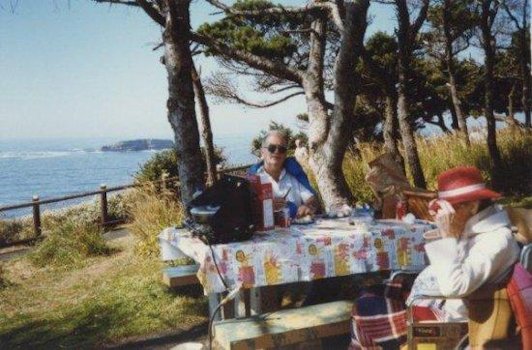 Paul Cooks a Delicious Lunch for Mom